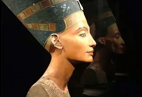 nefertiti neck lift