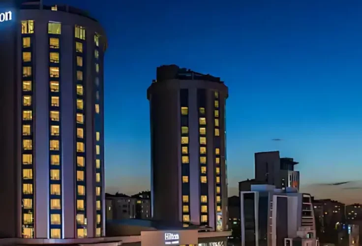 Hilton Kozyatagı 1 Upscale